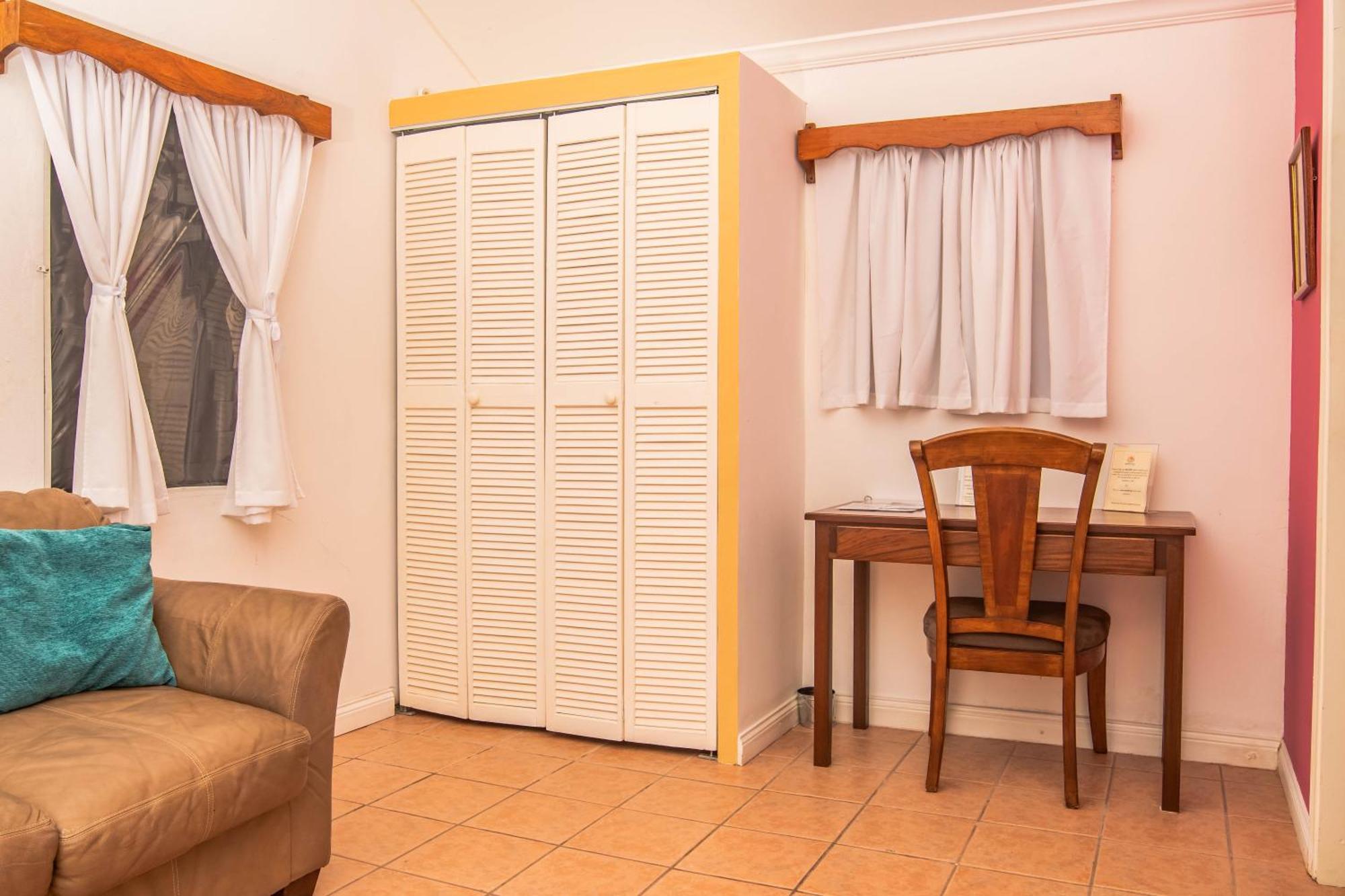 Harbour View Boutique Hotel & Yoga Retreat Belize City Phòng bức ảnh